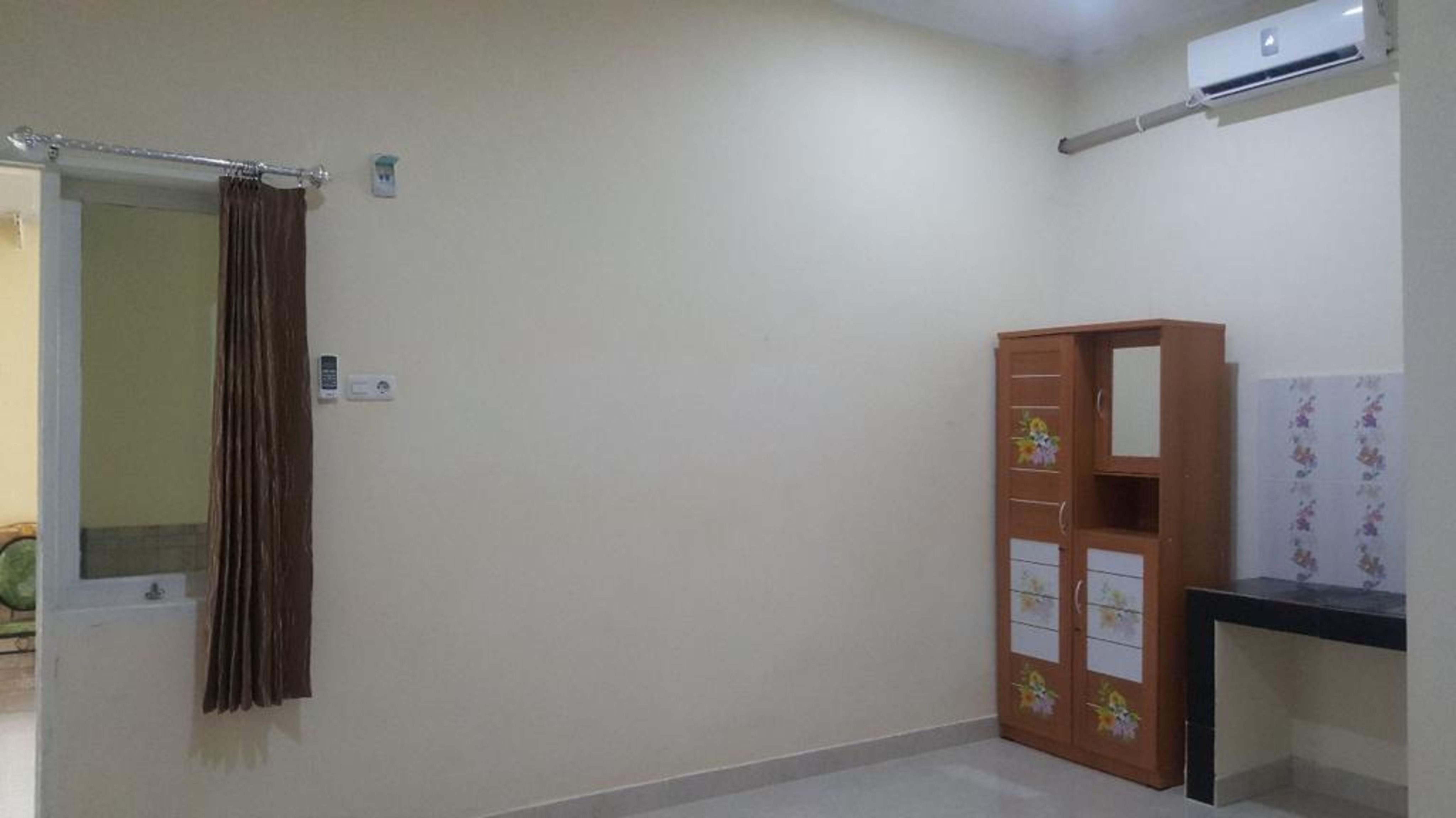 Penginapan Aisya Toa Daeng Makassar Esterno foto